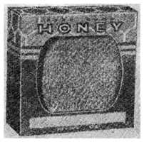 Картонная коробка с окошечком – вырезом для секций с сотовым мёдом
